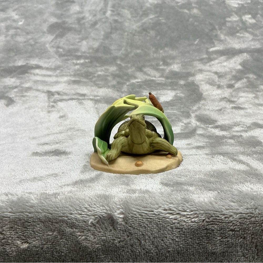 Vintage 1984 Franklin Porcelain Hand Painted Woodland Surprise TURTLE